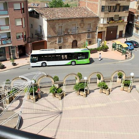 Atico En El Centro Con Amplia Terraza Lejlighed Entrena Eksteriør billede